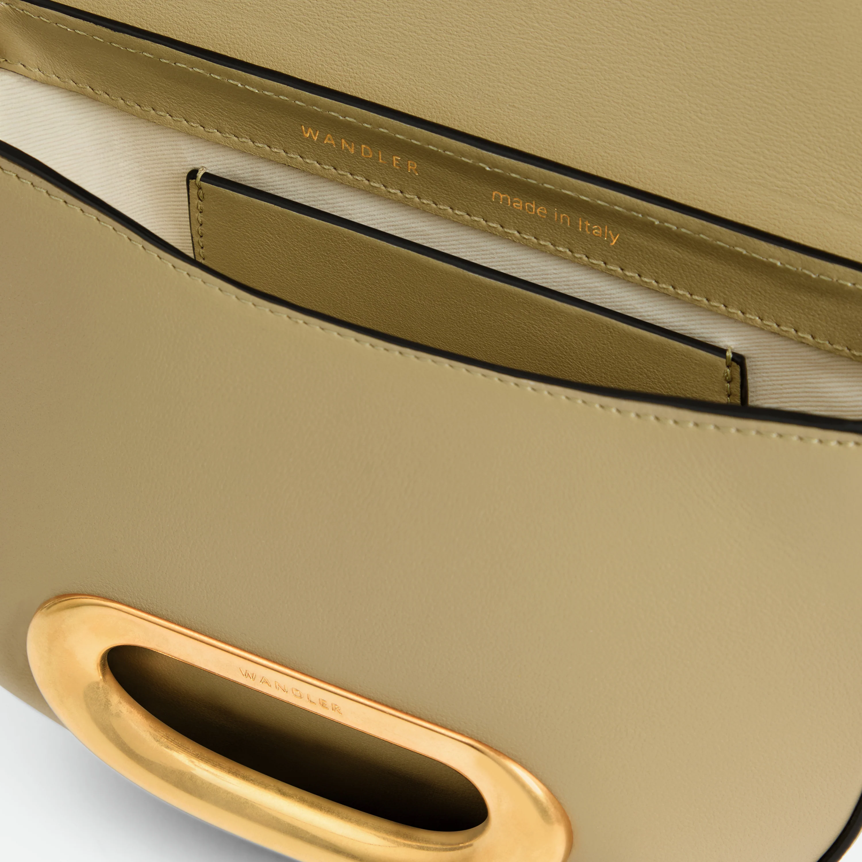 Veneto Crossbody Small - Peper - Image 7