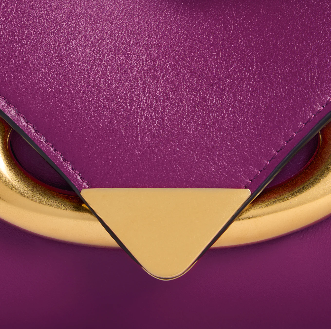Veneto Shoulder Bag Small - Cobra - Image 5